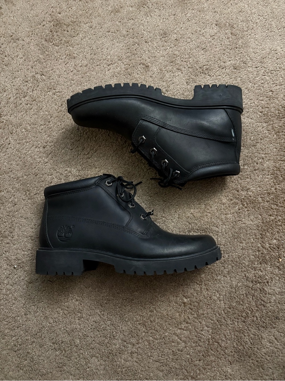 Timberland Nellie Nubuck Waterproof Ankle Chukka Boot Black Women’s 7M